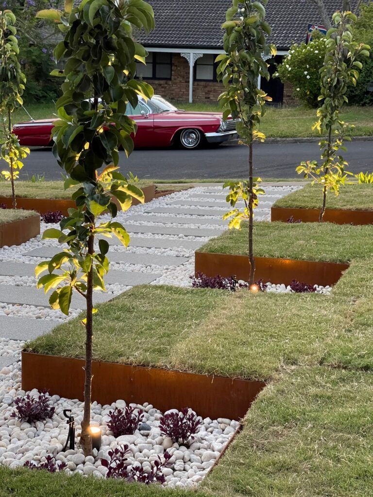 Shapescraper Garden Edging — Metal Mates in Cessnock, NSW