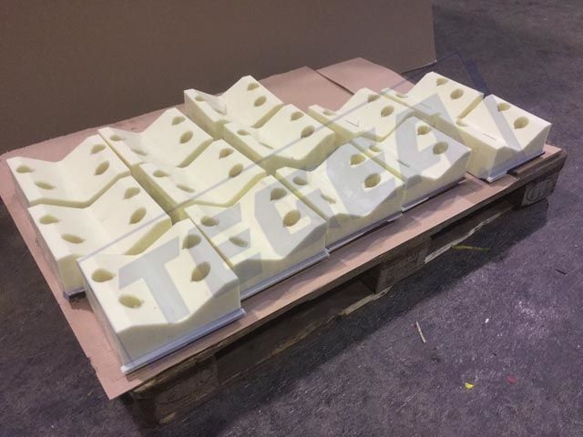 Lamiere, barre e listelli, pattini rivestiti