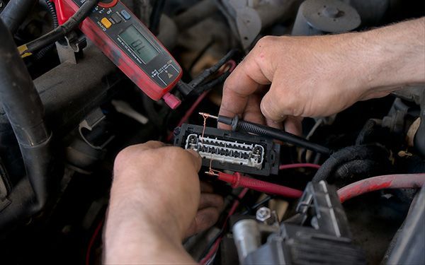 Common Electrical Issues in Cars and How to Address Them | Joyce Automotive and Towing