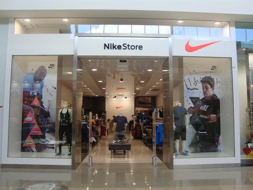nike store