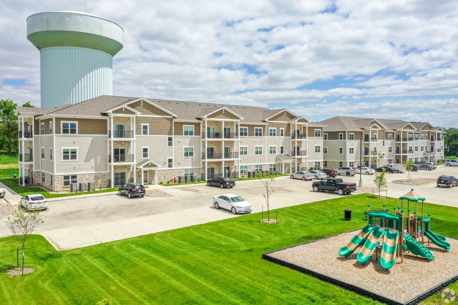 Hidden Creek Apartments Exterior Rendering