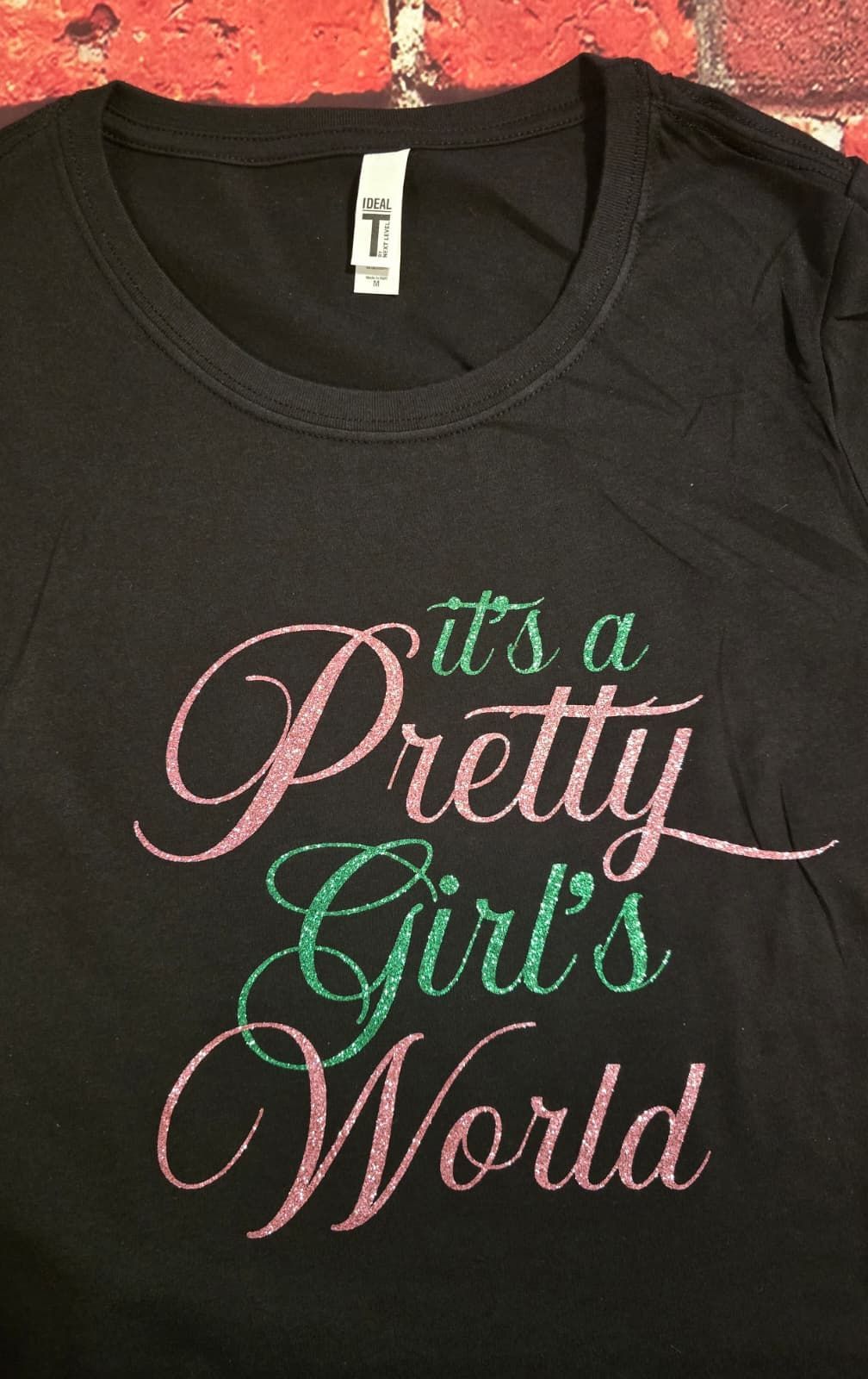 It's A Pretty Girl's World