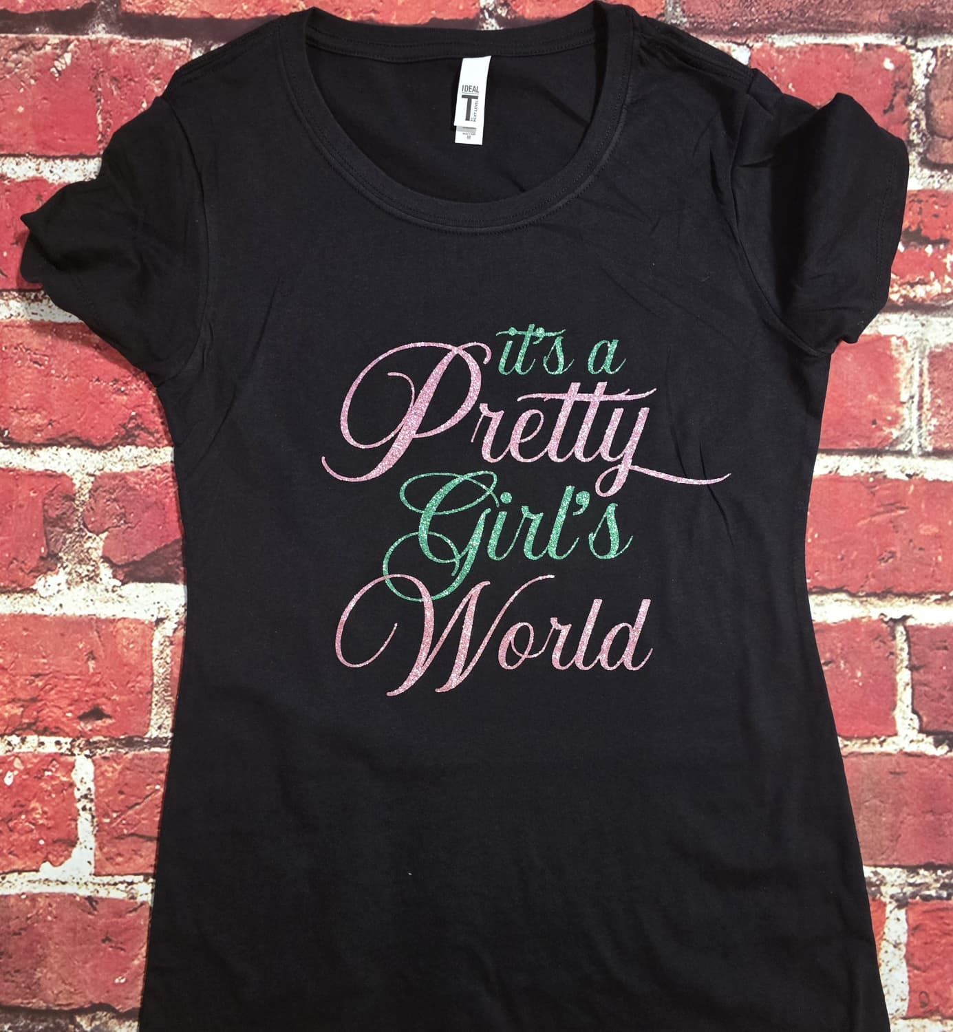 It's A Pretty Girl's World