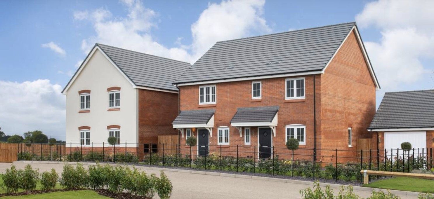 Sheasby Park is an attractive development of new homes in Fradley, close to the village centre and just four miles from the medieval city of Lichfield.