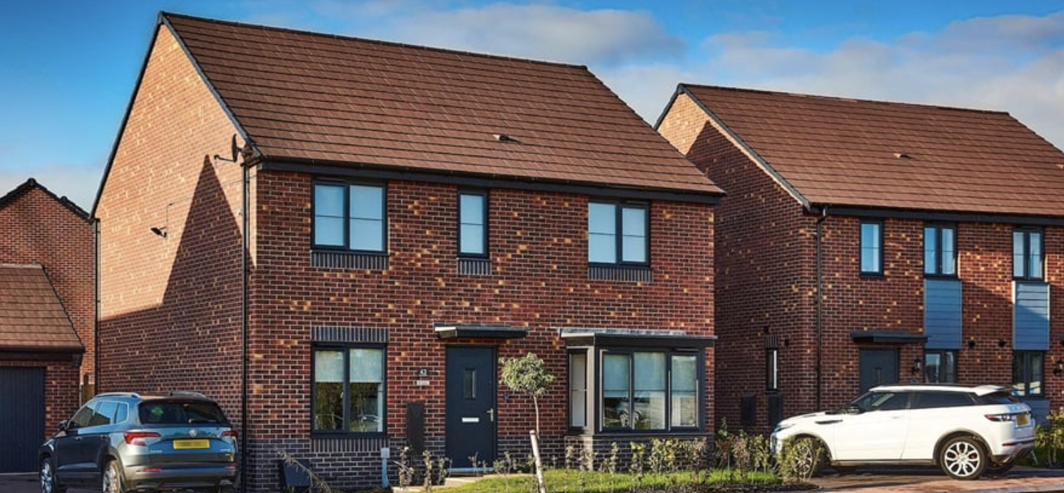 The Laurels at Burleyfields offers a stunning selection of two, three and four bedroom homes perfectly suited for everyone, from families to young professionals. This phase at our Burleyfields development has been designed to intertwine modern and spacious living, ideal for entertaining and relaxing.