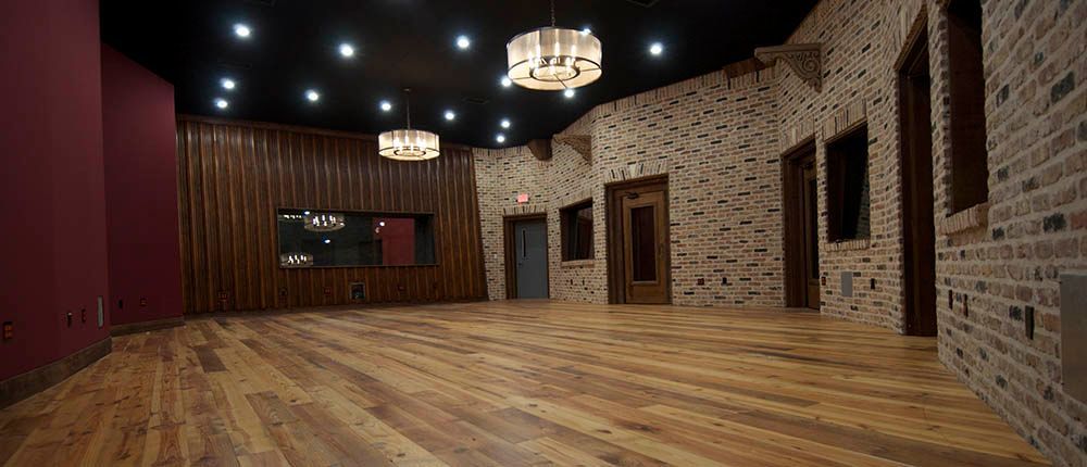 Tracking Room Design