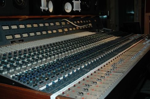 Mixing Console