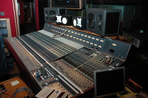Mixing Console