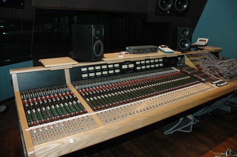 Mixing Console