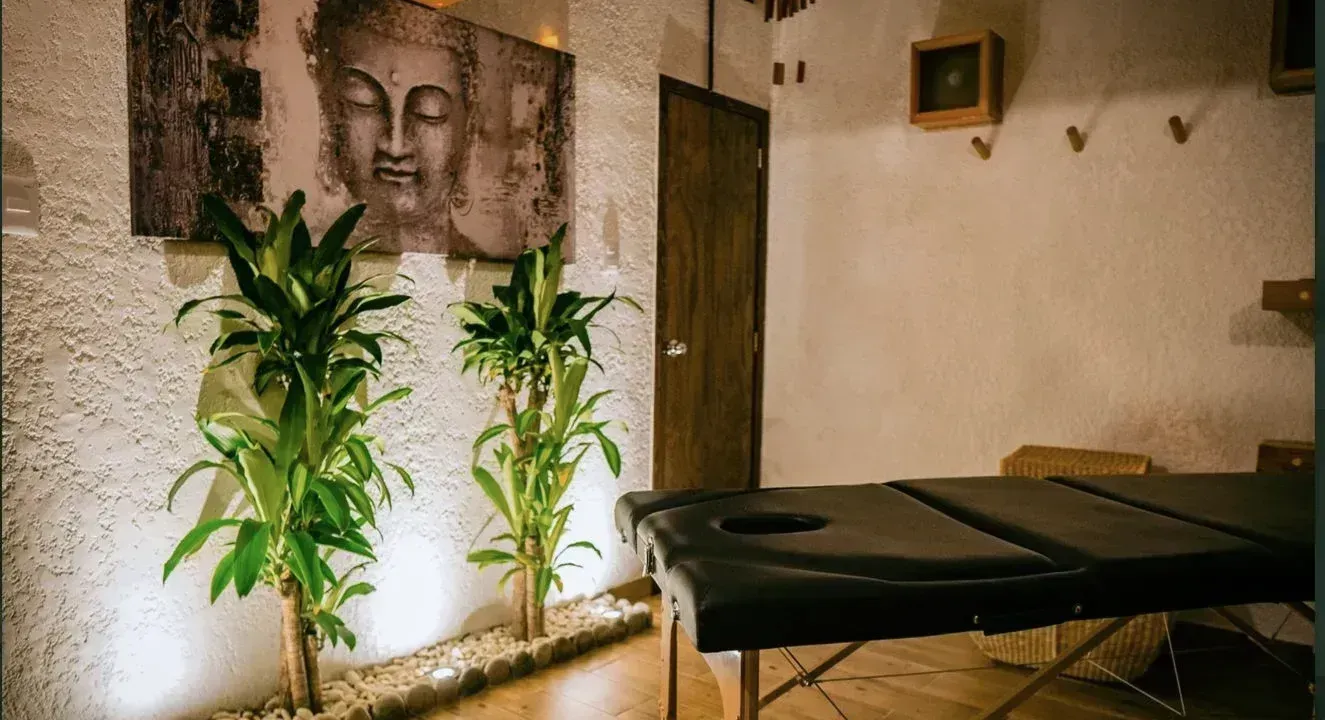 Cama de masajes del Spa Hotel Azucena en Huamantla Tlaxcala