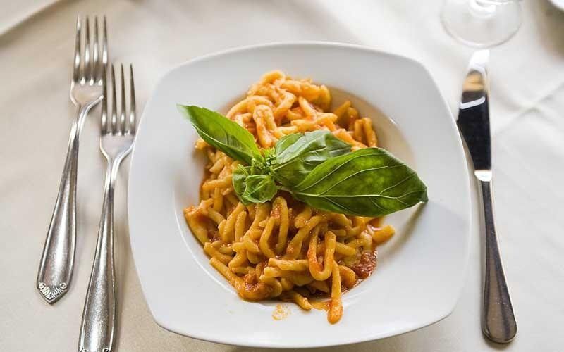 primo con sugo fresco