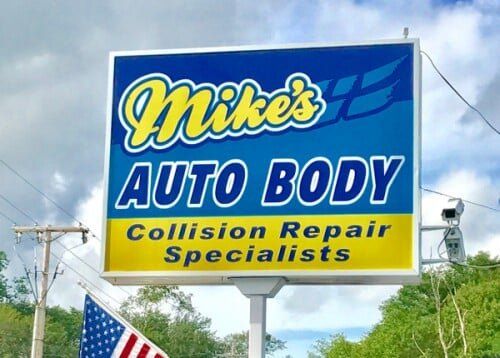 Mike's Auto Body - North Kingstown, RI
