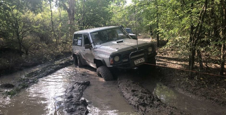 4x4 Off Road in Dirt and Mud with Rope  —  4x4 Specialist in Townsville, QLD