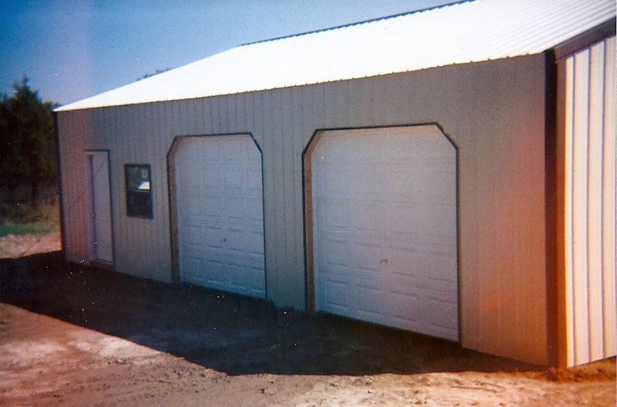 Need a New Farm or Business Garage Door in Mid-Missouri? Glenn’s Garage Doors is Who to Trust!