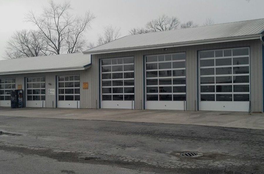 Glenn’s Garage Doors Can Provide Mid-MO Businesses With Spacious Commercial Garage Doors!
