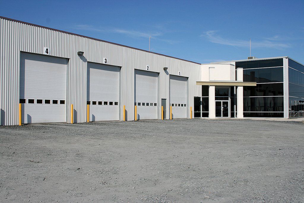In Need of a Warehouse Garage? Glenn’s Garage Doors Provides Commercial Garage Doors in Mid-MO.