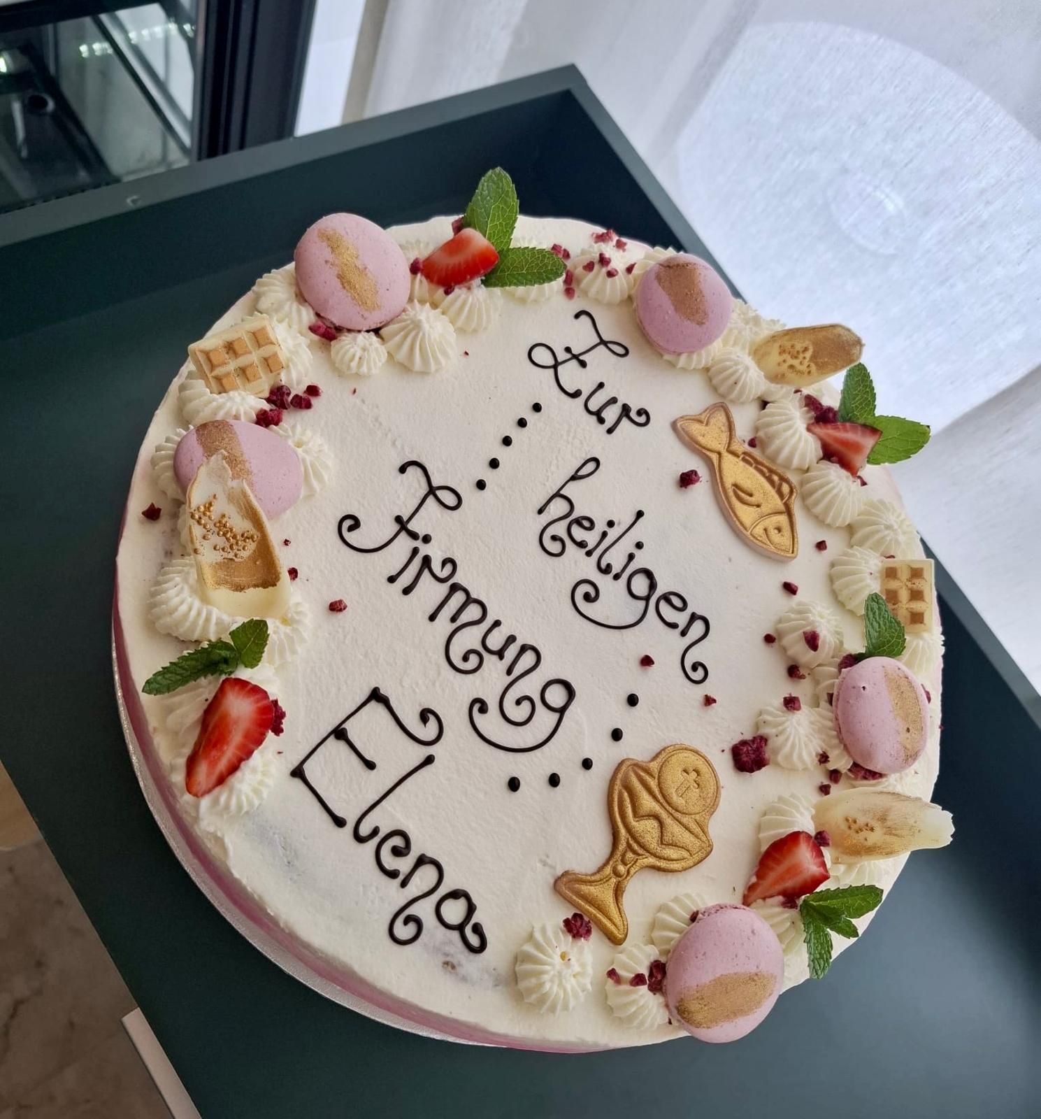 Cake decorated for Confirmation with text 