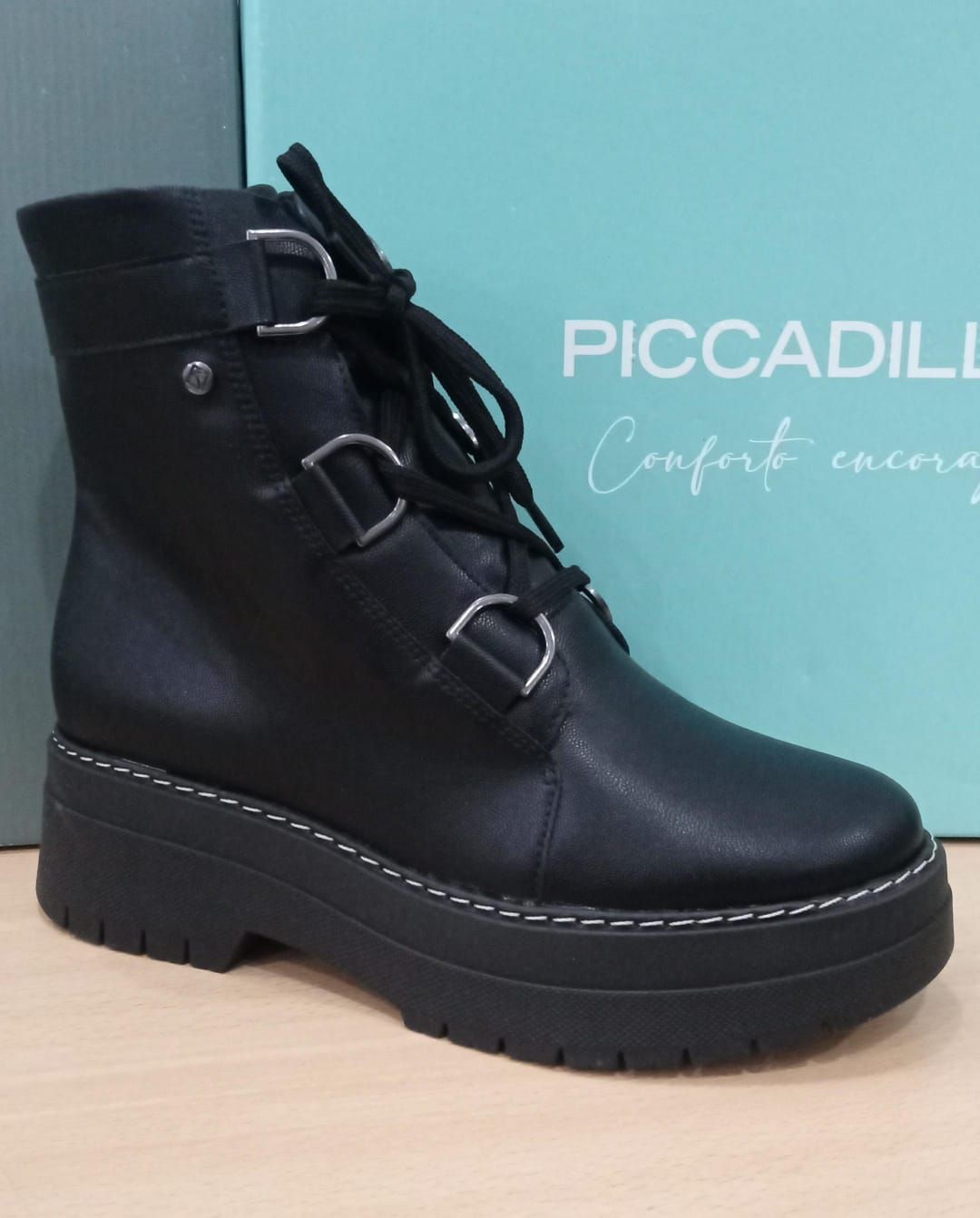 Piccadilly Borcego Fabiana
