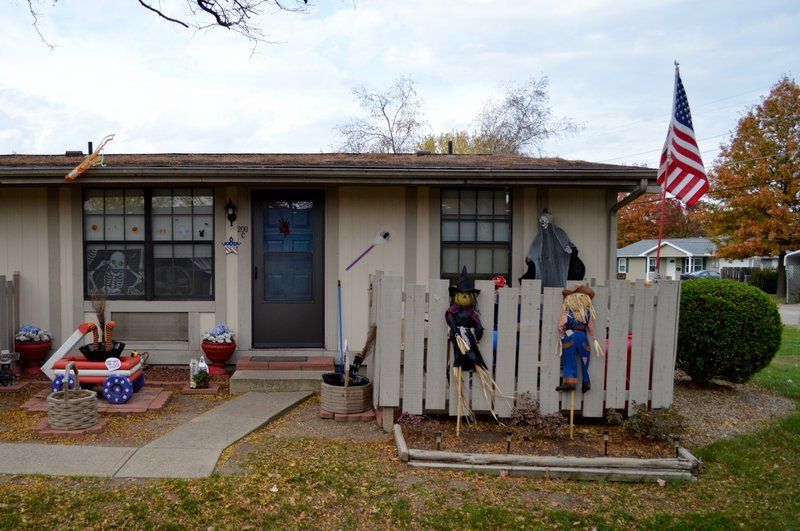 Cedarwood Apartments Aspen Management