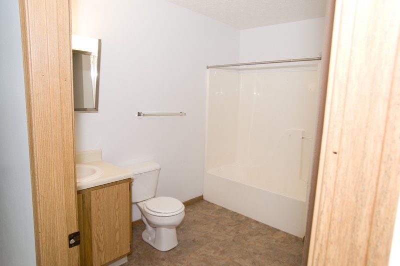 Kensington Manor Bathroom