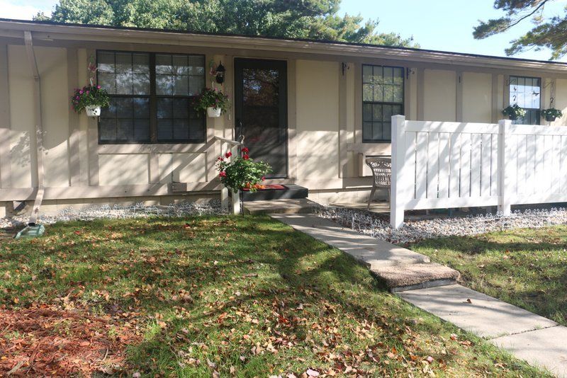 Amberwood Apartments