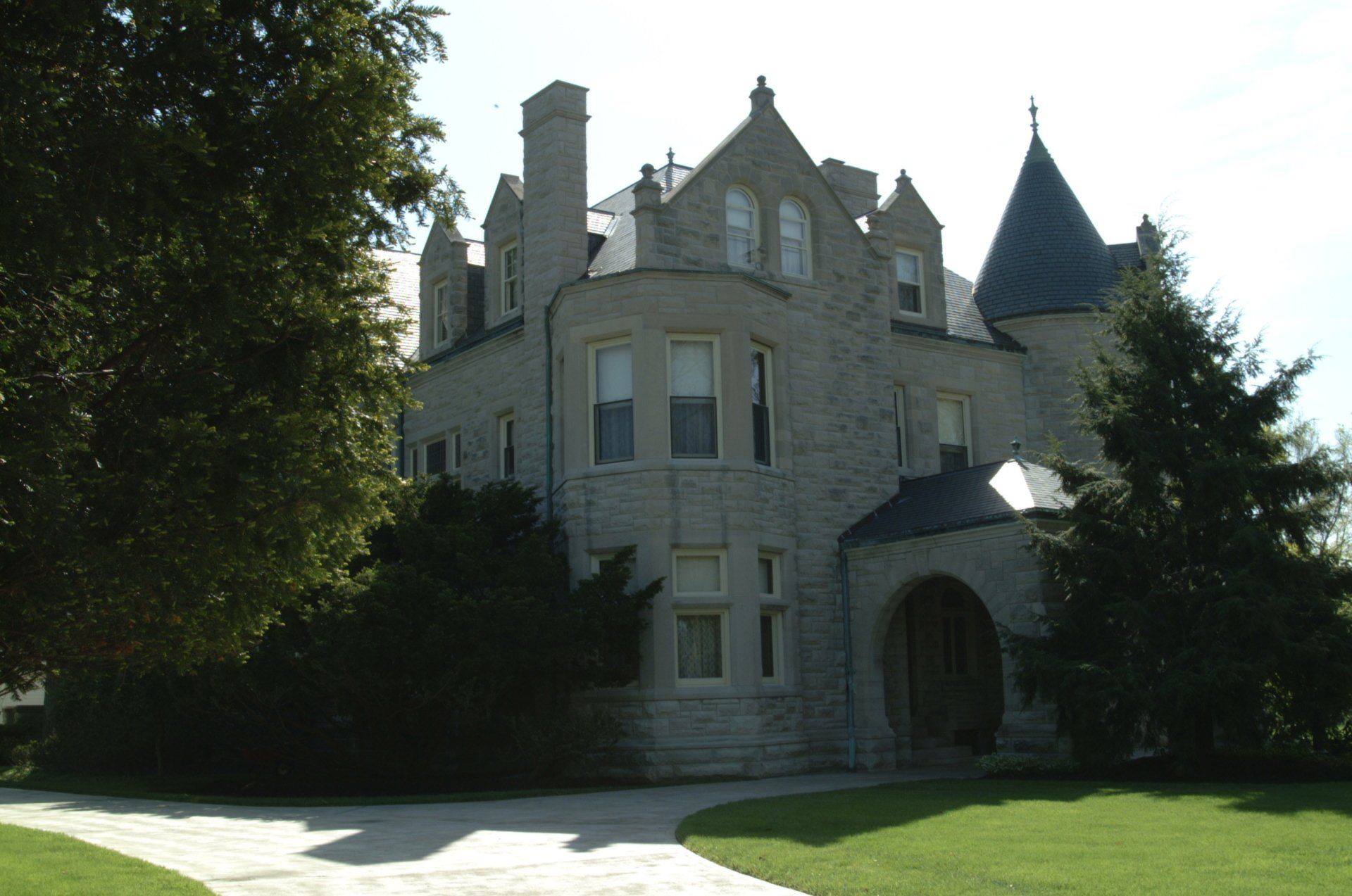 The Côte Bonneville Estate