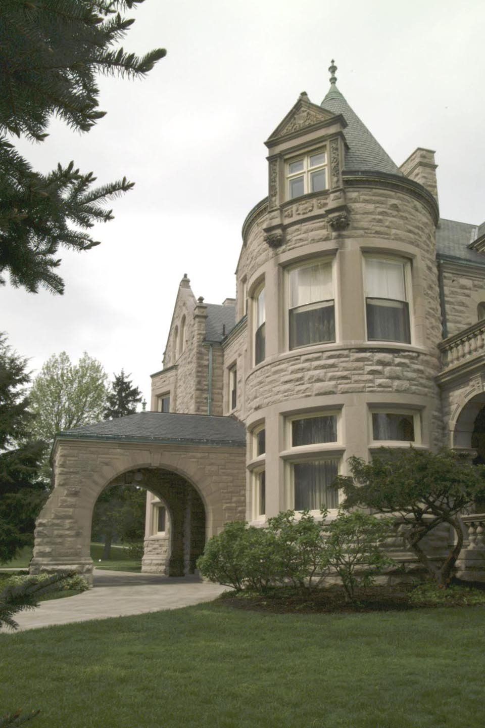 The Côte Bonneville Estate
