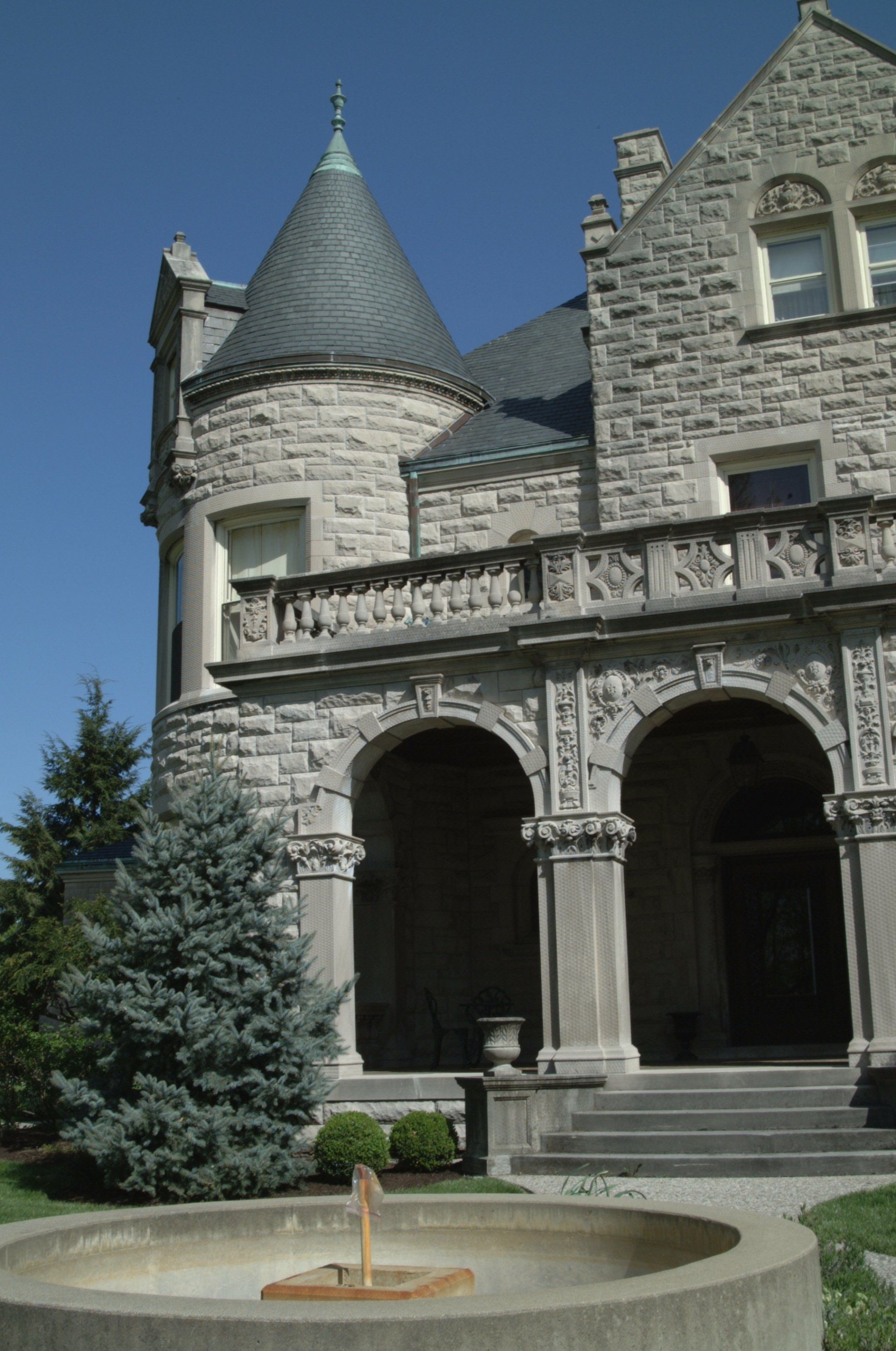 The Côte Bonneville Estate
