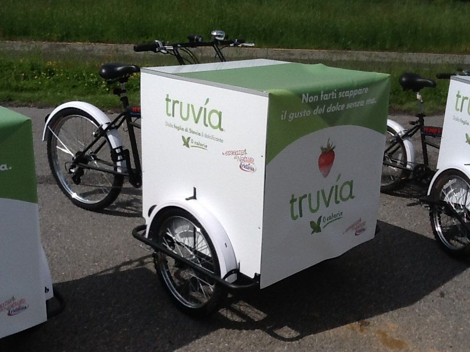 triciclo pubblicità bicicletta cargobike pubblicitaria promozione prodotto Truvia Eridania