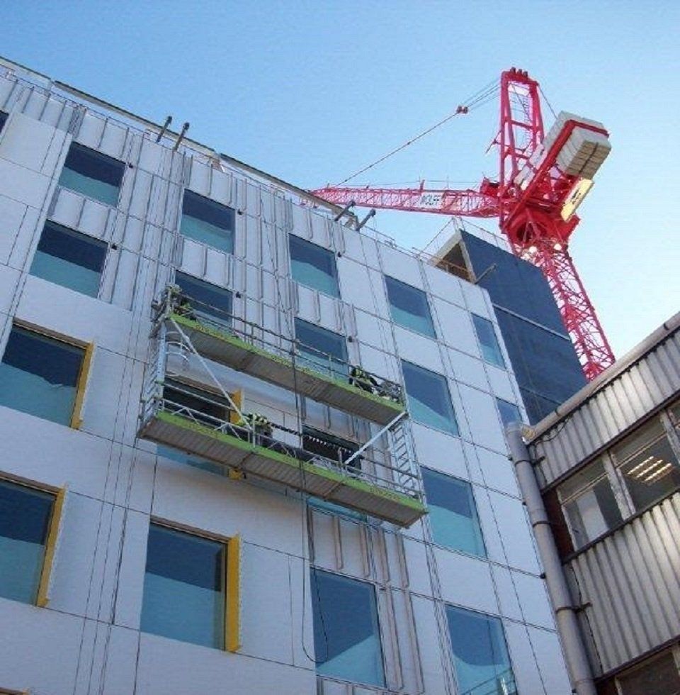 Double-decker Platform for facade access and maintenance