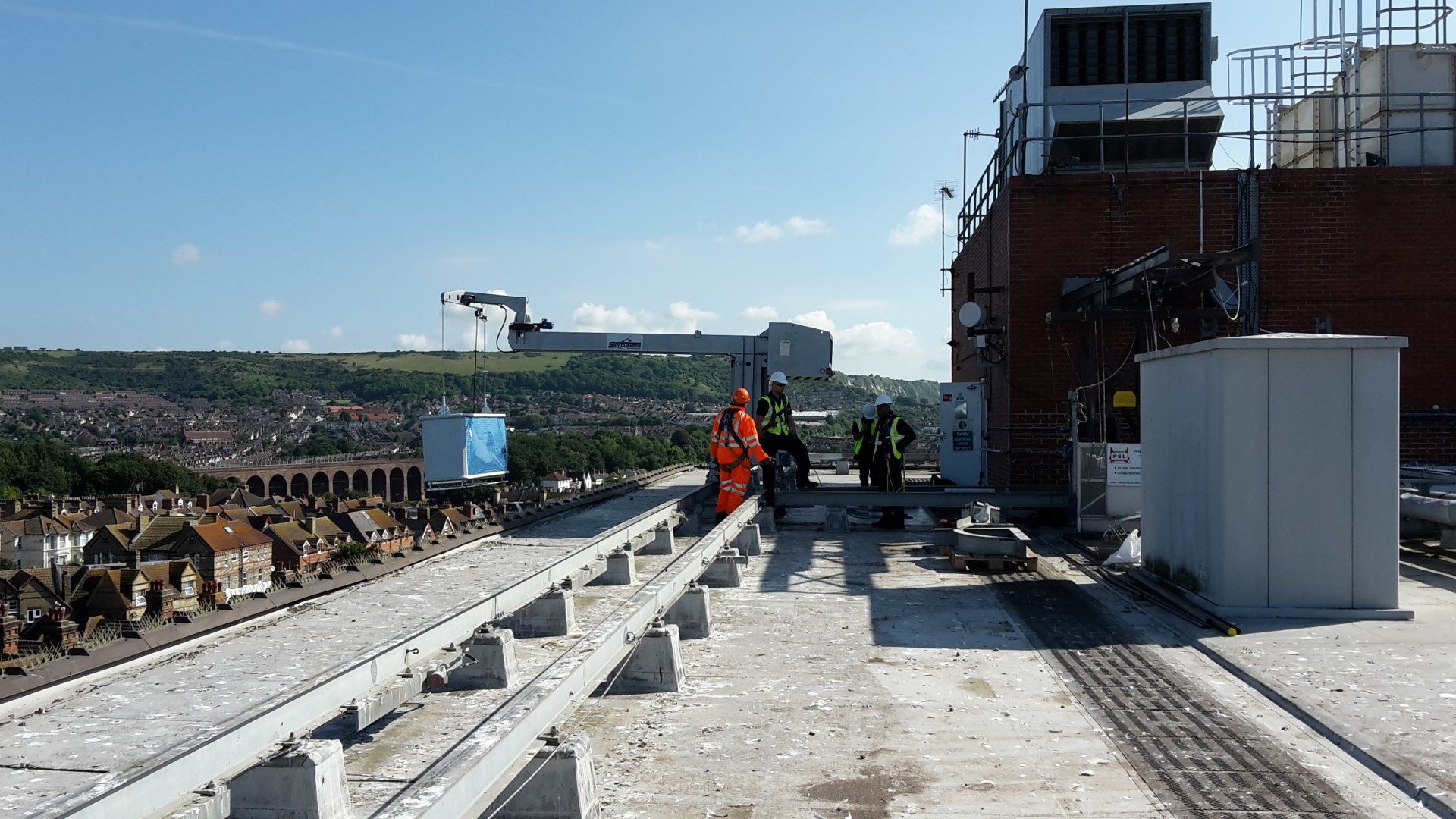 Facade Access Systems Trolley system BMU and cradle