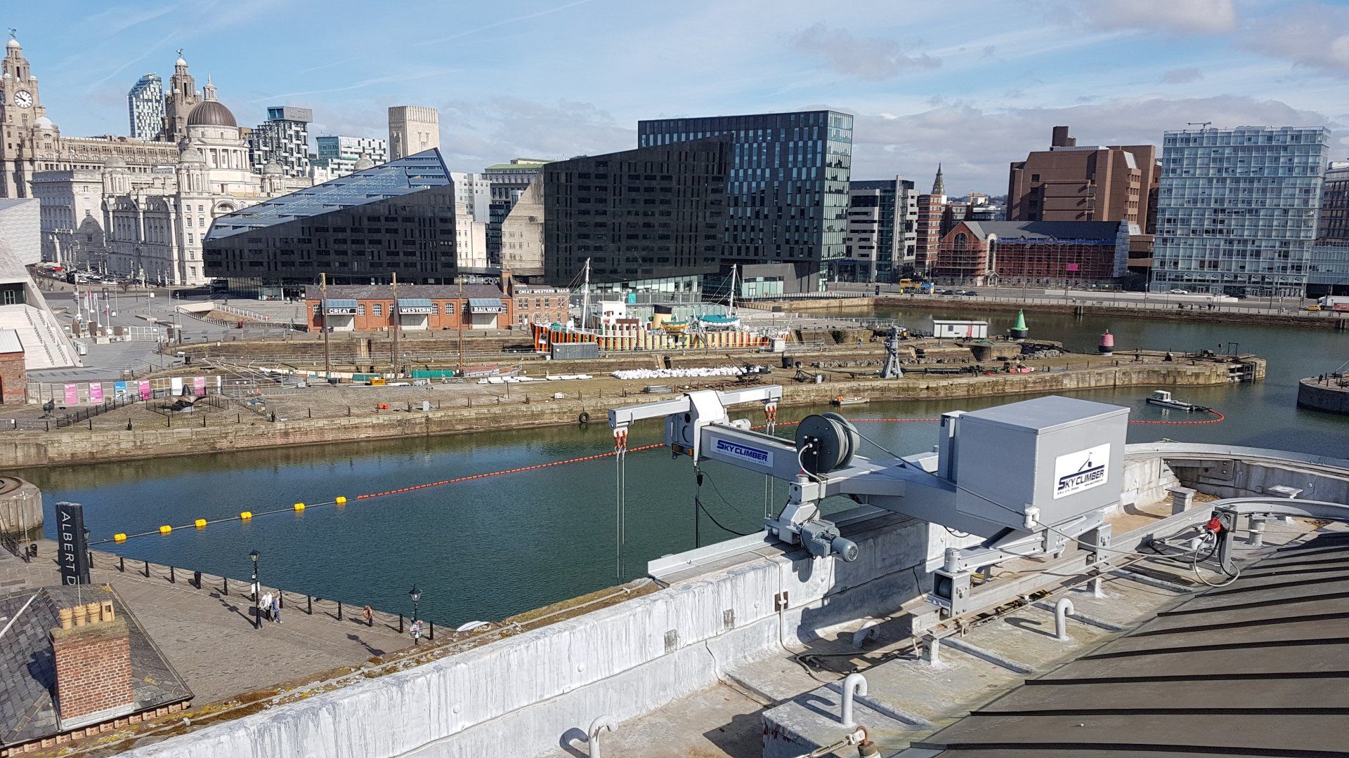 Facade Access Systems BMU and cradle