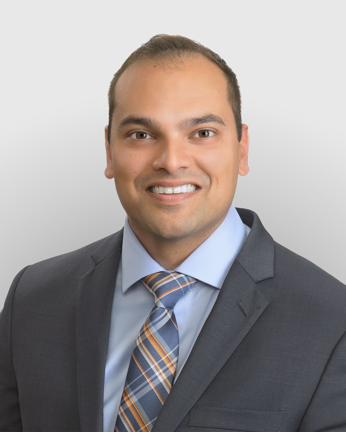 Dr. Mandip Singh, MD, FRCSC
Orthopedic Surgeon