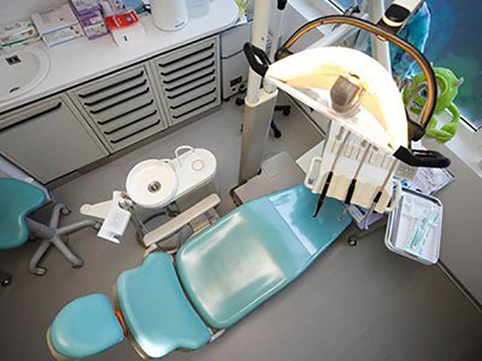 Poltrona dentista a Milano