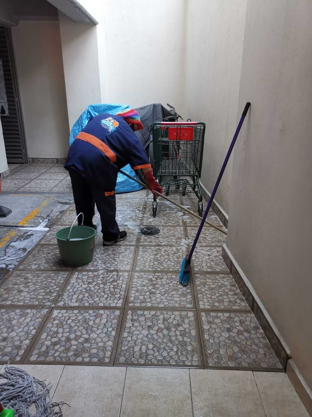 EMPRESA DE LIMPIEZA Y MANTENIMIENTO ANDRU RÍOS