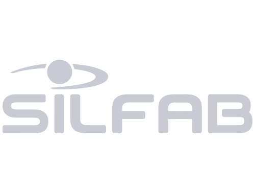 Logotipo de SILFAB con texto gris y una figura estilizada encima.