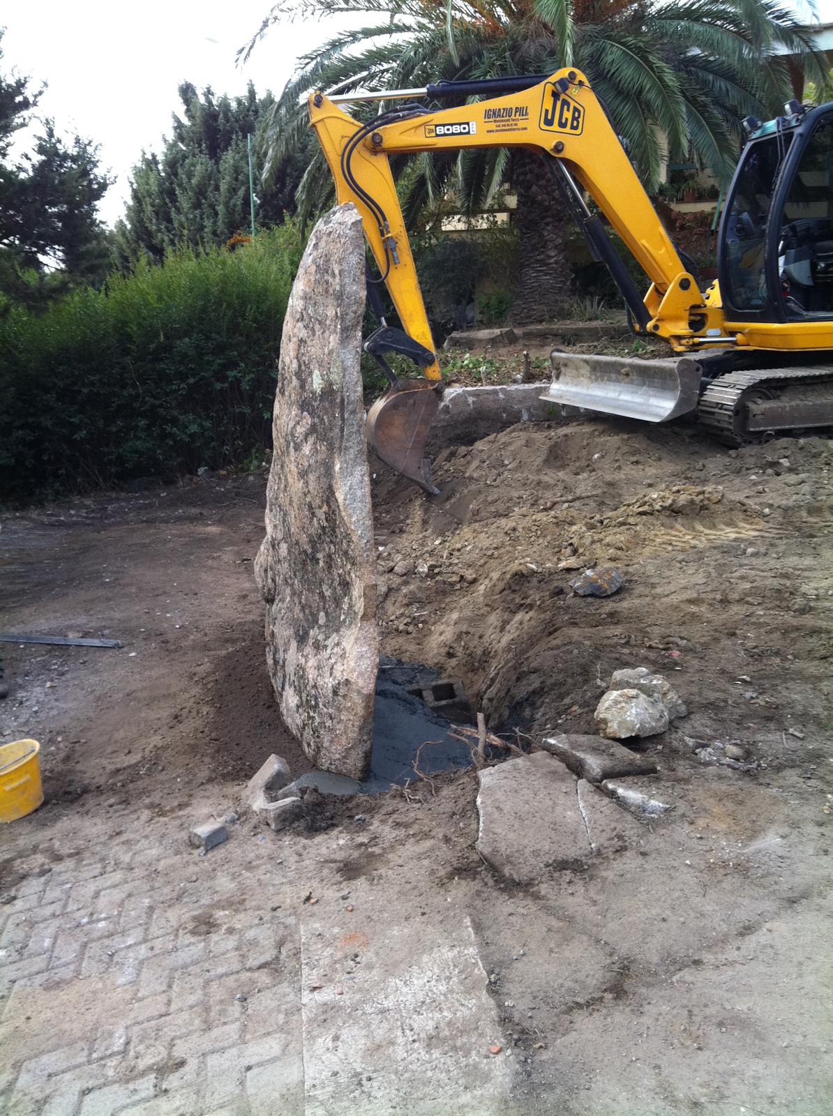 Posa monoliti ornamentali