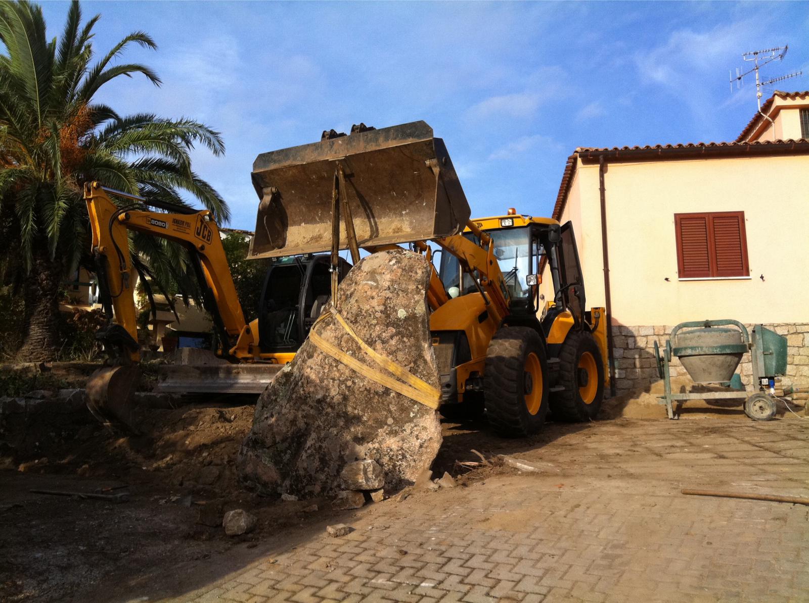 Posa monoliti ornamentali