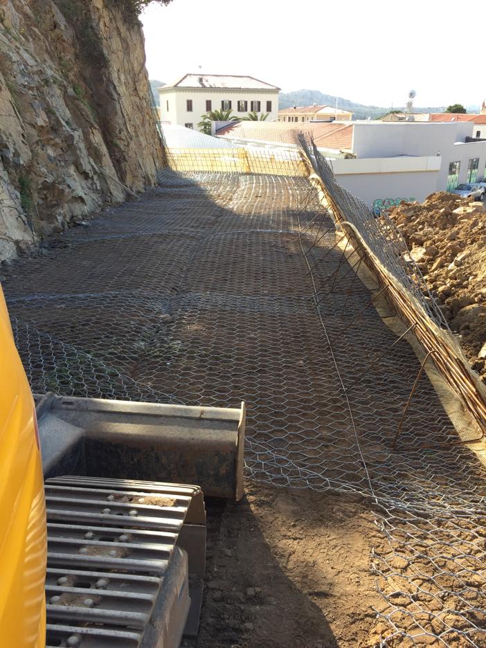 Preparazione muro in terra armata