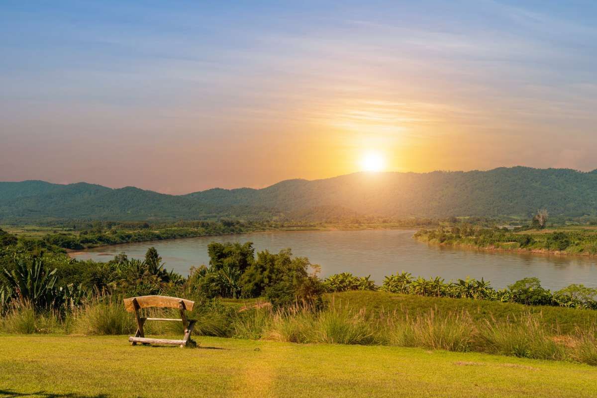 Peaceful sunset over the Santee landscape representing comfort  and meaningful funeral services.