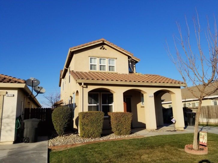 stucco repair before