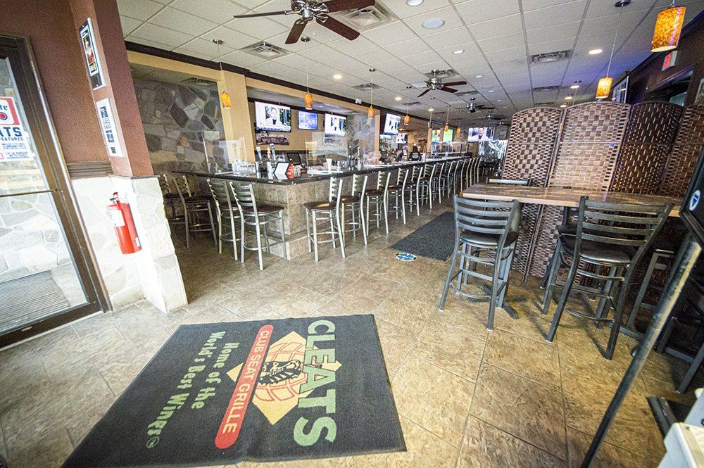 Cleats NorthRoyalton Best Wings and Brugers Ohio Sports Bar