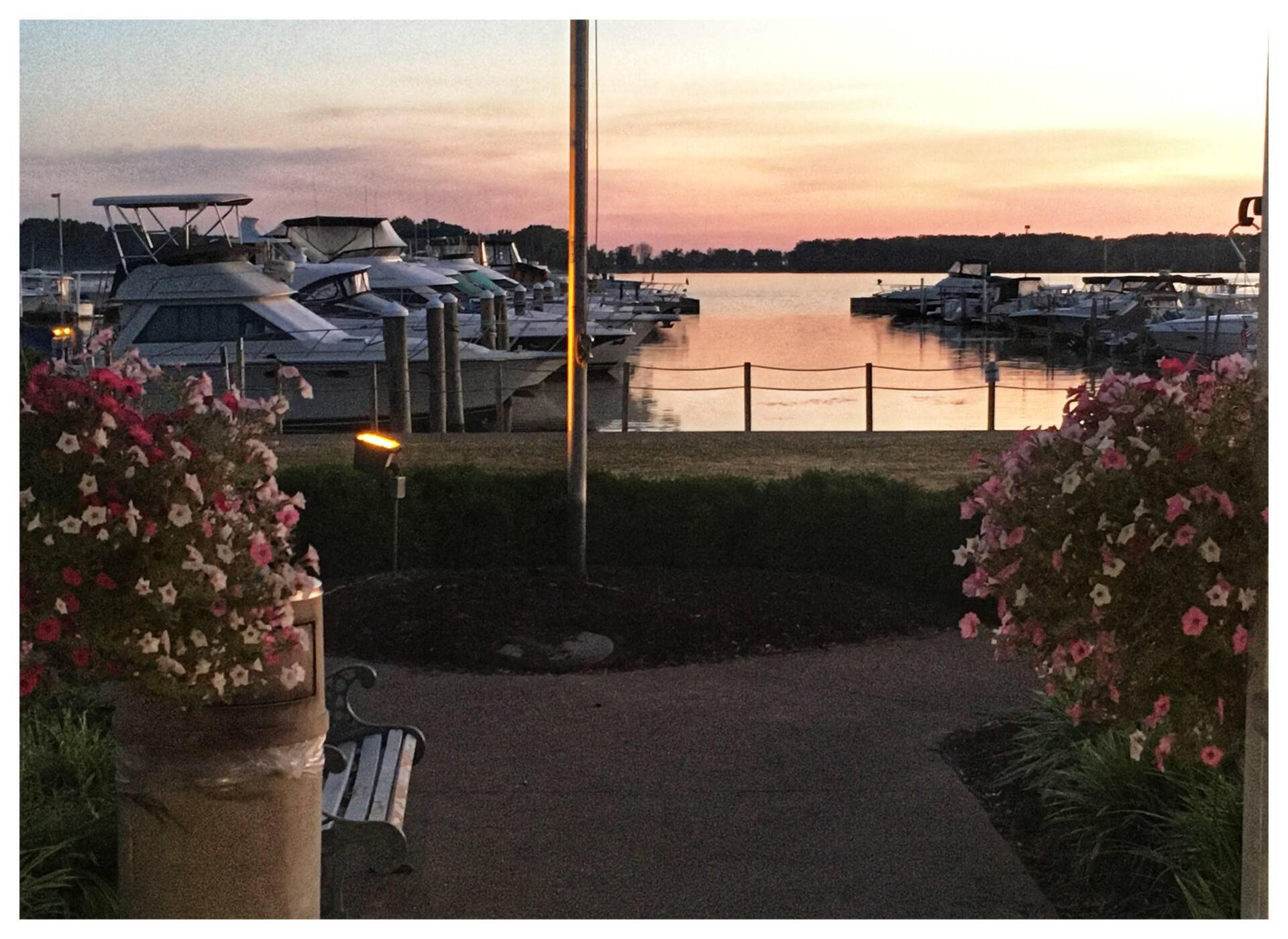 Cleats Marblehead Restaurants Marblehead Ohio Waterfront Dining