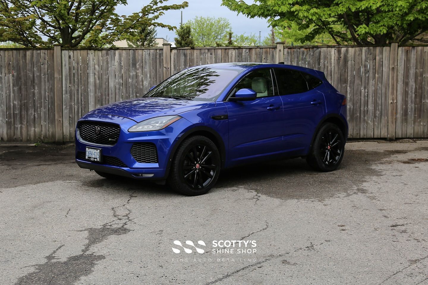 Premium Detail Spotlight: 2021 Jaguar E-PACE 🔥
This stunning 2021 Jaguar E-PACE recently rolled int