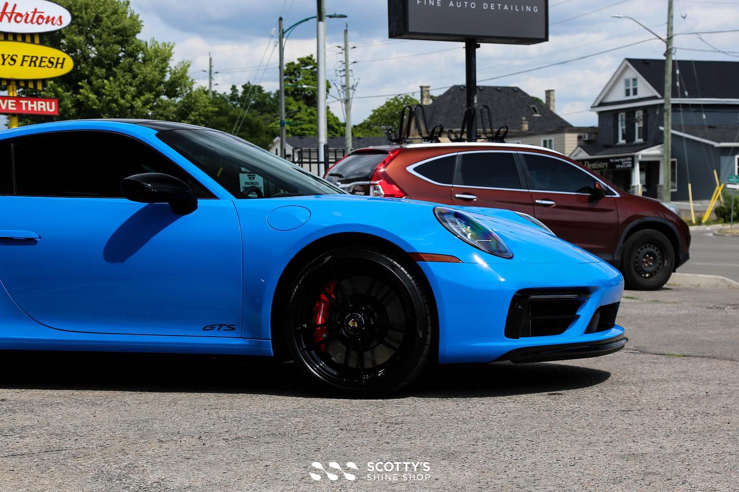 2022 Porsche 911 Carrera GTS Xpel Ultimate Plus paint protection film, XR Plus ceramic window tint Gtechniq Crystal Serum Ultra ceramic coating wheel close up London Ont