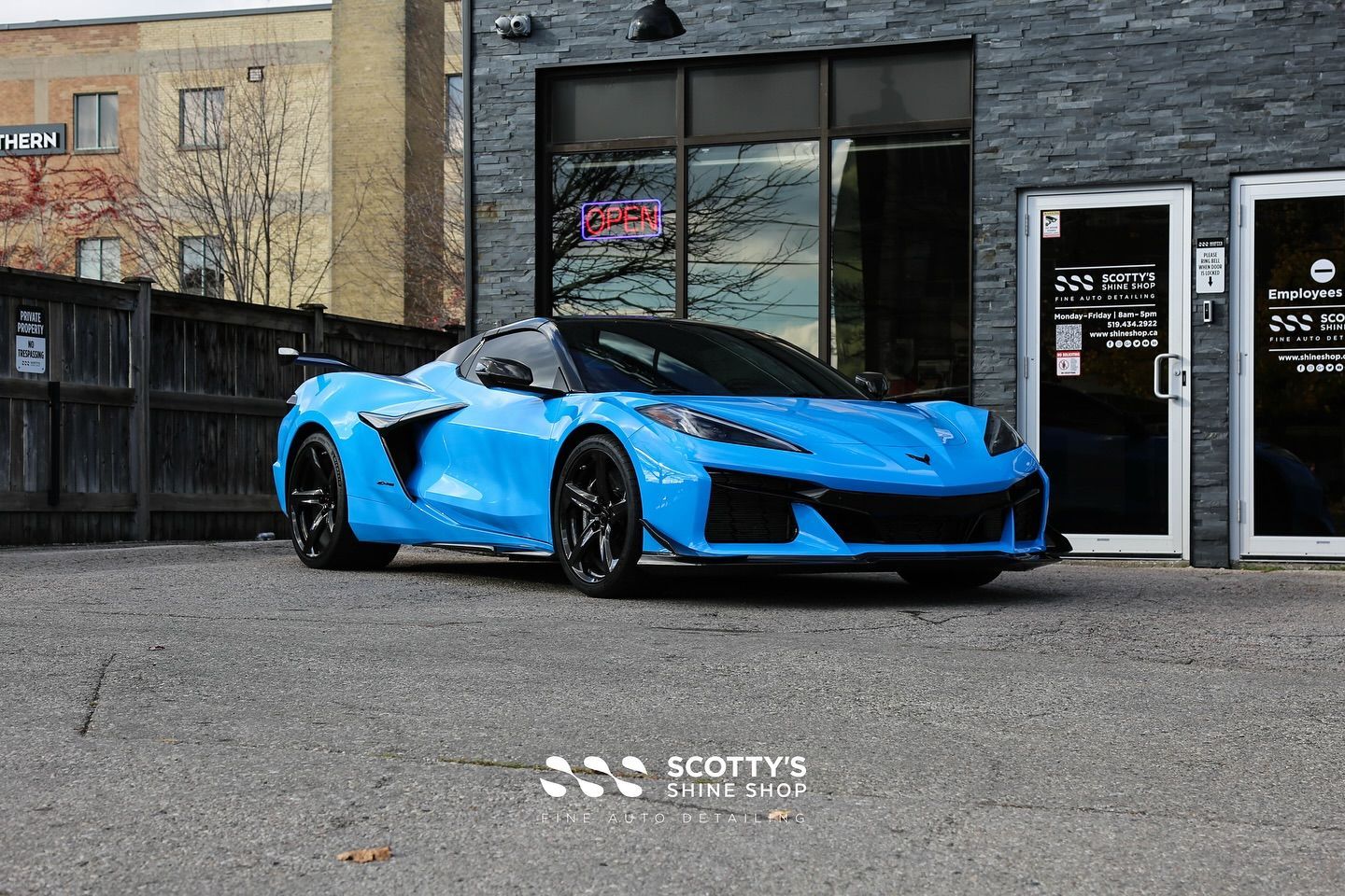 2023 Chevrolet Corvette Z06 Premium Suntek Ultra Paint Protection Film, LLumar Formula 1 Stratos Ceramic Window Tint, Modesta Ceramic Coating on Wheels, Body and Glass London, ON Canada