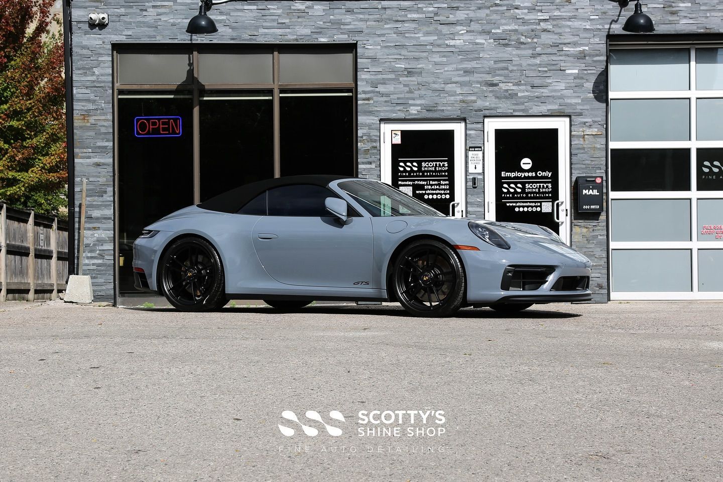 2024 Porsche 911 GTS Suntek Ultra Paint Protection Film, Llumar Formula 1 Stratos Ceramic Window Tint, Ultrafit Wincrest EVO Windshield Protection Film, Modesta Ceramics Coatings side view London, ON