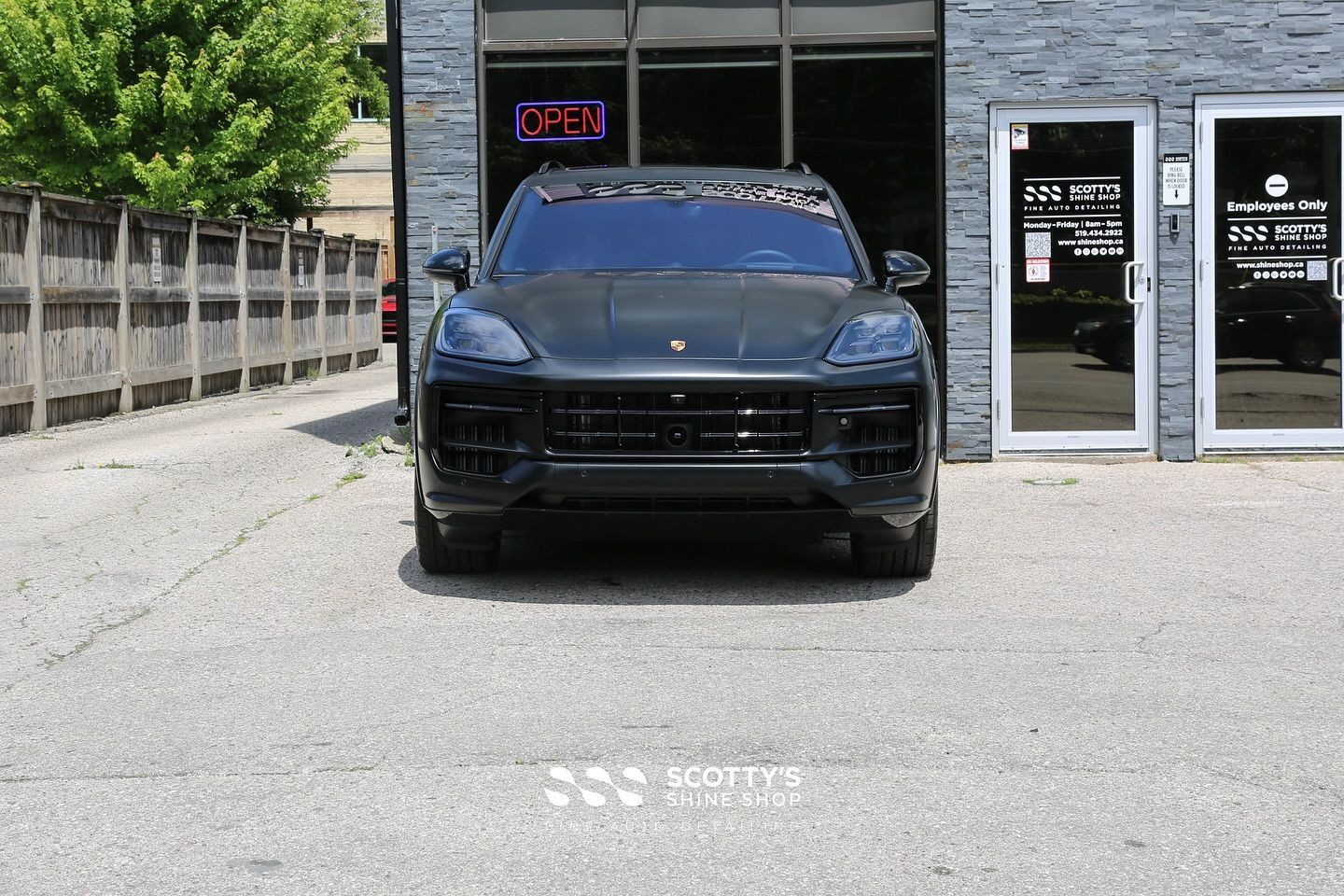 2024 Porsche Cayenne E-Hybrid Premium Suntek Ultra Matte Paint Protection Film and Llumar Formula 1 Stratos Ceramic Window Tint front end view London, ON Canada