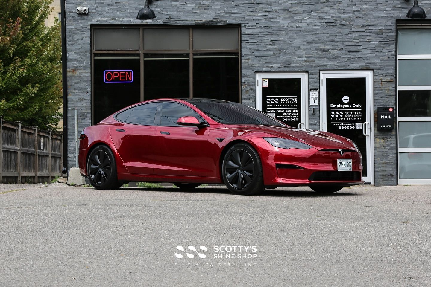 2024 Tesla Model S Premium Suntek Reaction Paint Protection Film and Llumar Formula 1 Stratos Ceramic Window Tint London, ON