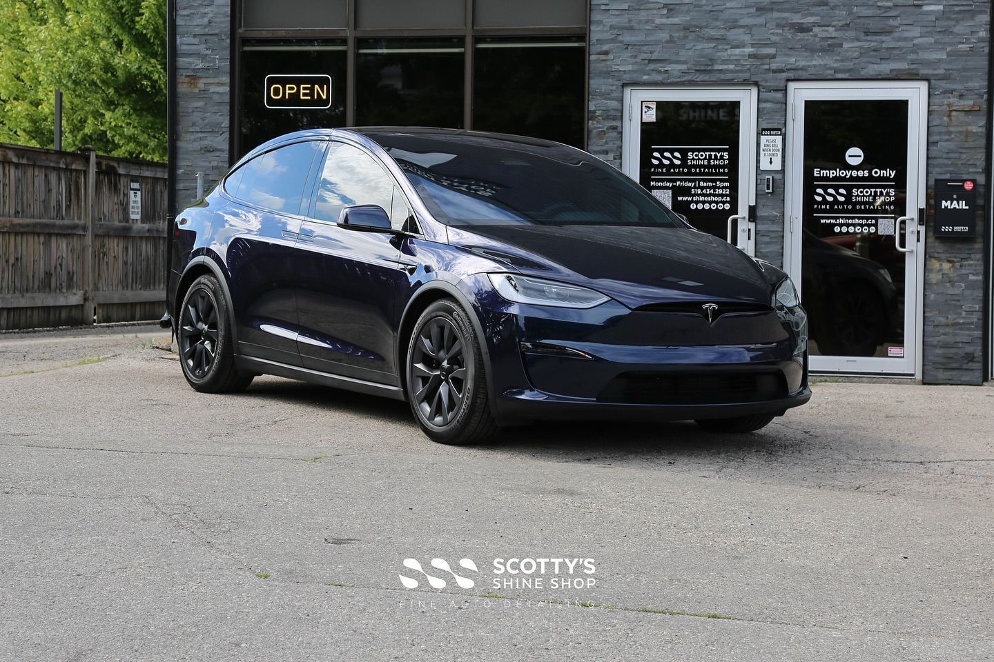 2025 Tesla Model X – Full Transformation at Scotty’s Shine Shop ✨?
This stunning 2025 Tesla Model X